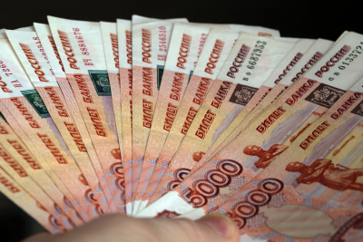 В Петербурге мошенники лишили пенсионерку более трех млн рублей