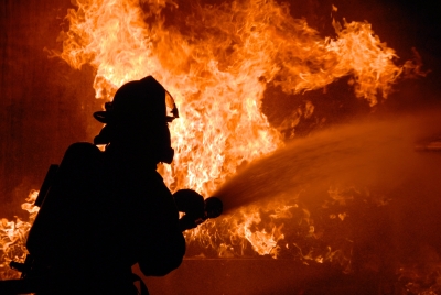 Пожар в “трешке” на Пулковской тушили 10 спасателей